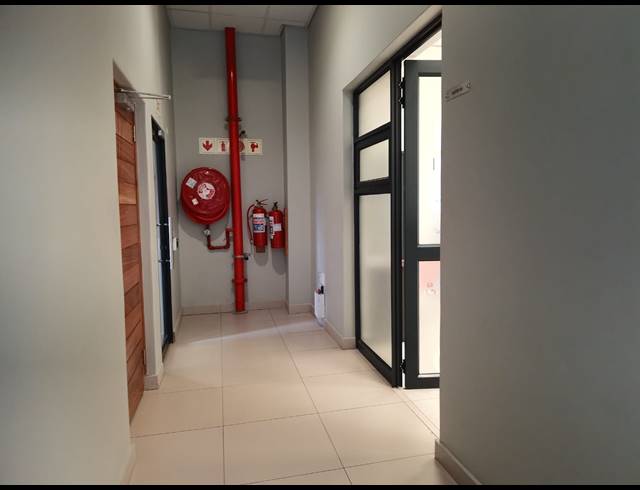 104M² MEDICAL SUITE FOR SALE IN UMHLANGA RIDGE